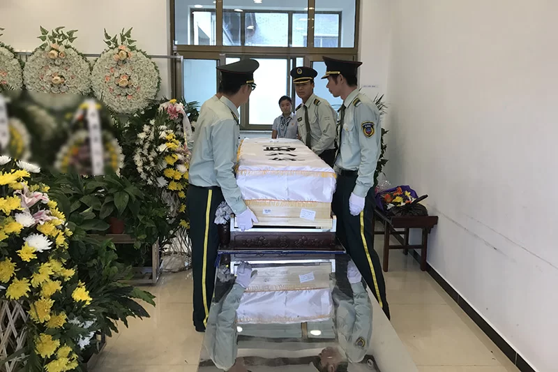 兼职办丧事违规不?农村丧事好处和菜单咋整?