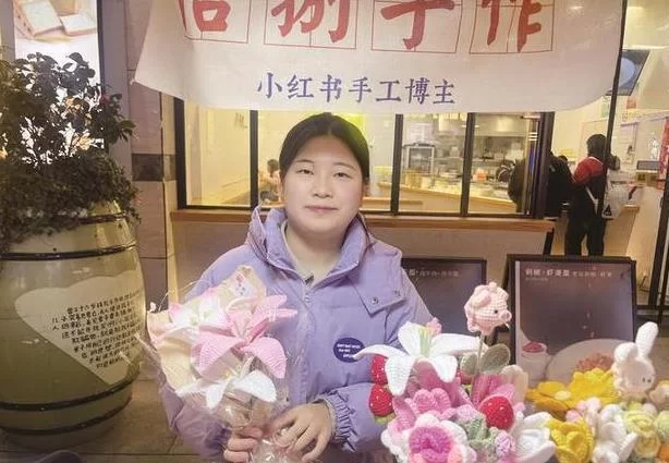 兼职做东西靠谱吗?摆摊、手工艺品这些能做吗?