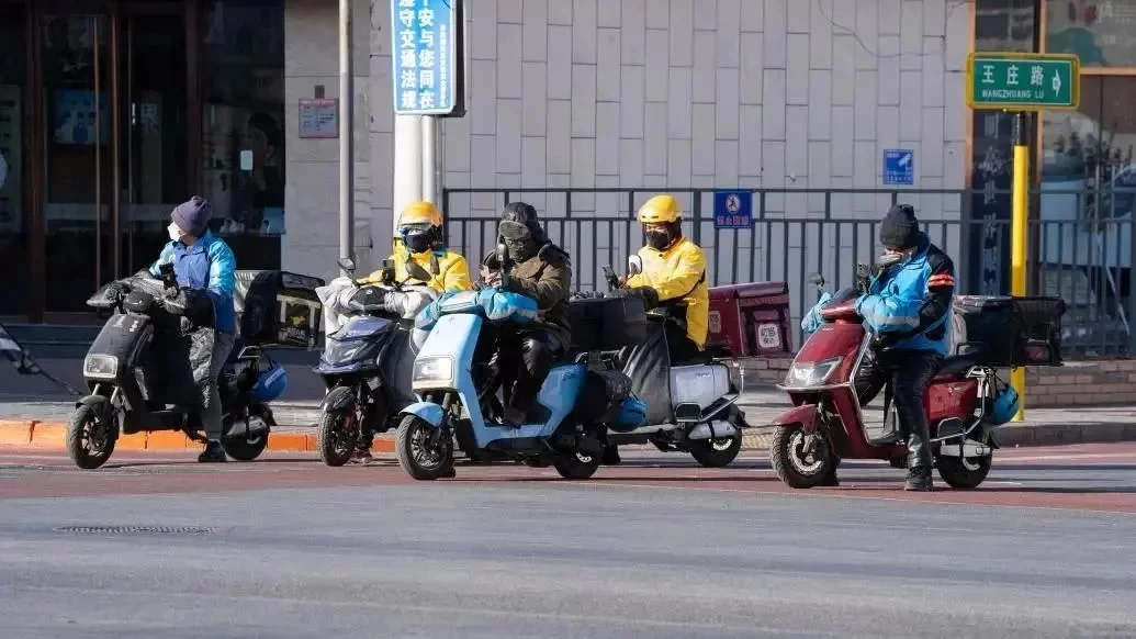 兴城兼职外卖骑手能同时接多个平台单吗?