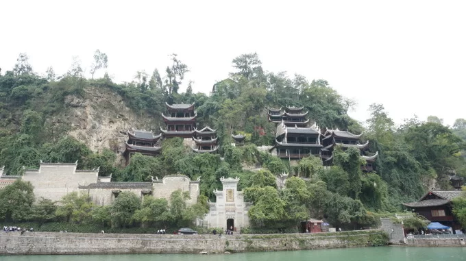 兴义兼职和旅游攻略,最新消息去哪找靠谱信息?