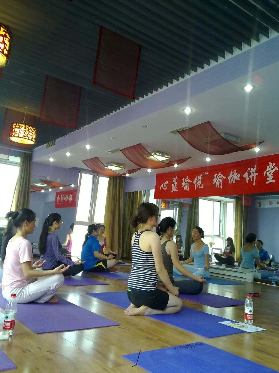六安市瑜伽兼职哪家好,一节课能赚多少钱?