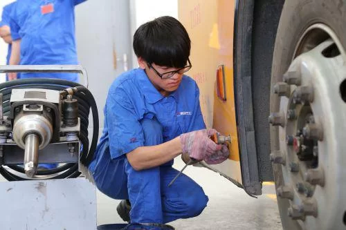 公交车司机工资高吗,最美司机感动中国?