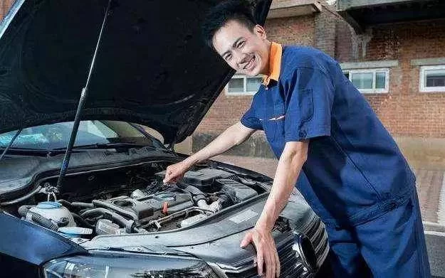 修车人想选副业,下班后干点啥比较靠谱呢?
