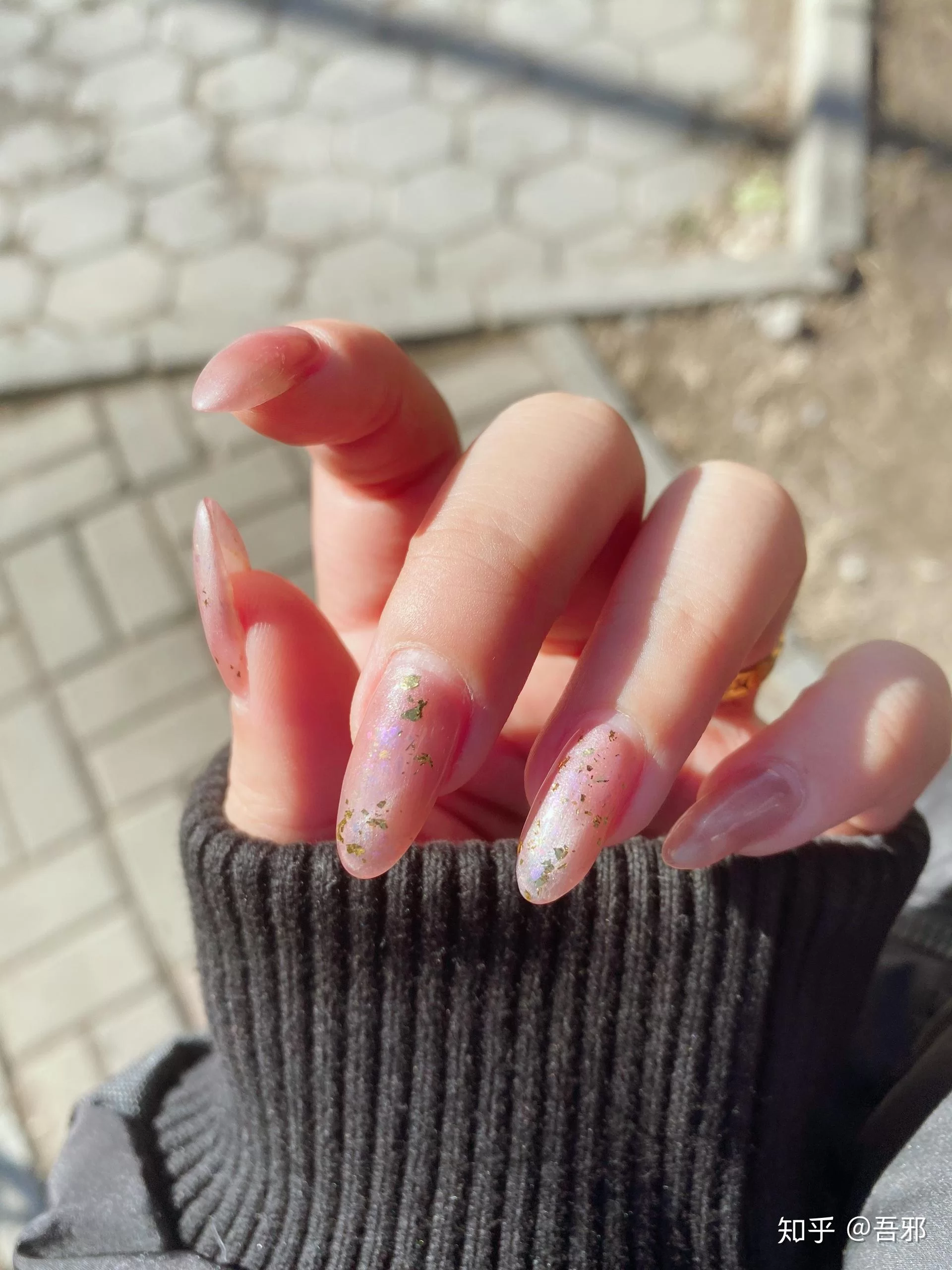 做美甲兼职能赚钱吗?自己动手做美甲安全吗?