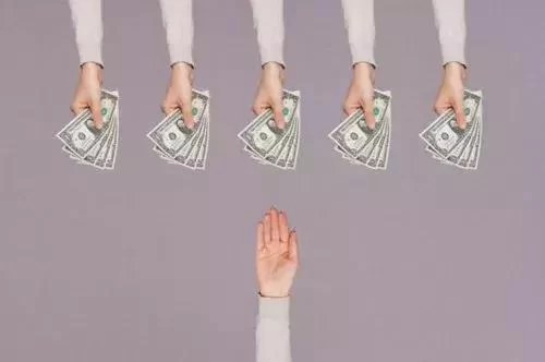 健身服兼职靠谱不?服务费入账税收咋算清楚?