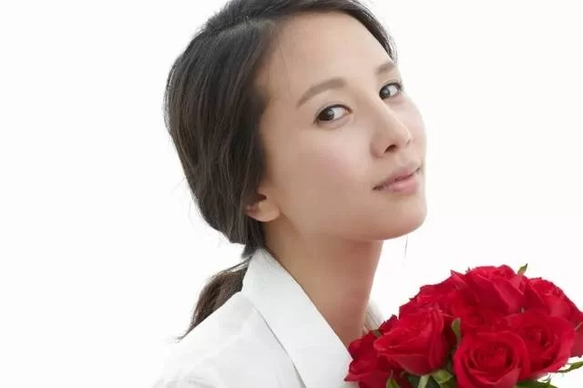 偏财女适合什么副业?命理特点与财运方向