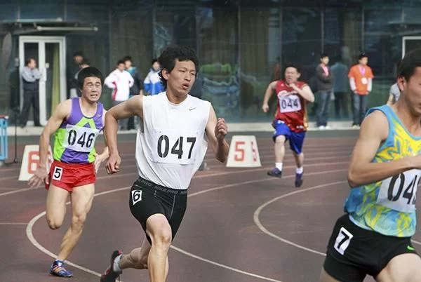 体育特长怎么靠副业挣钱?学生女生也能轻松做!