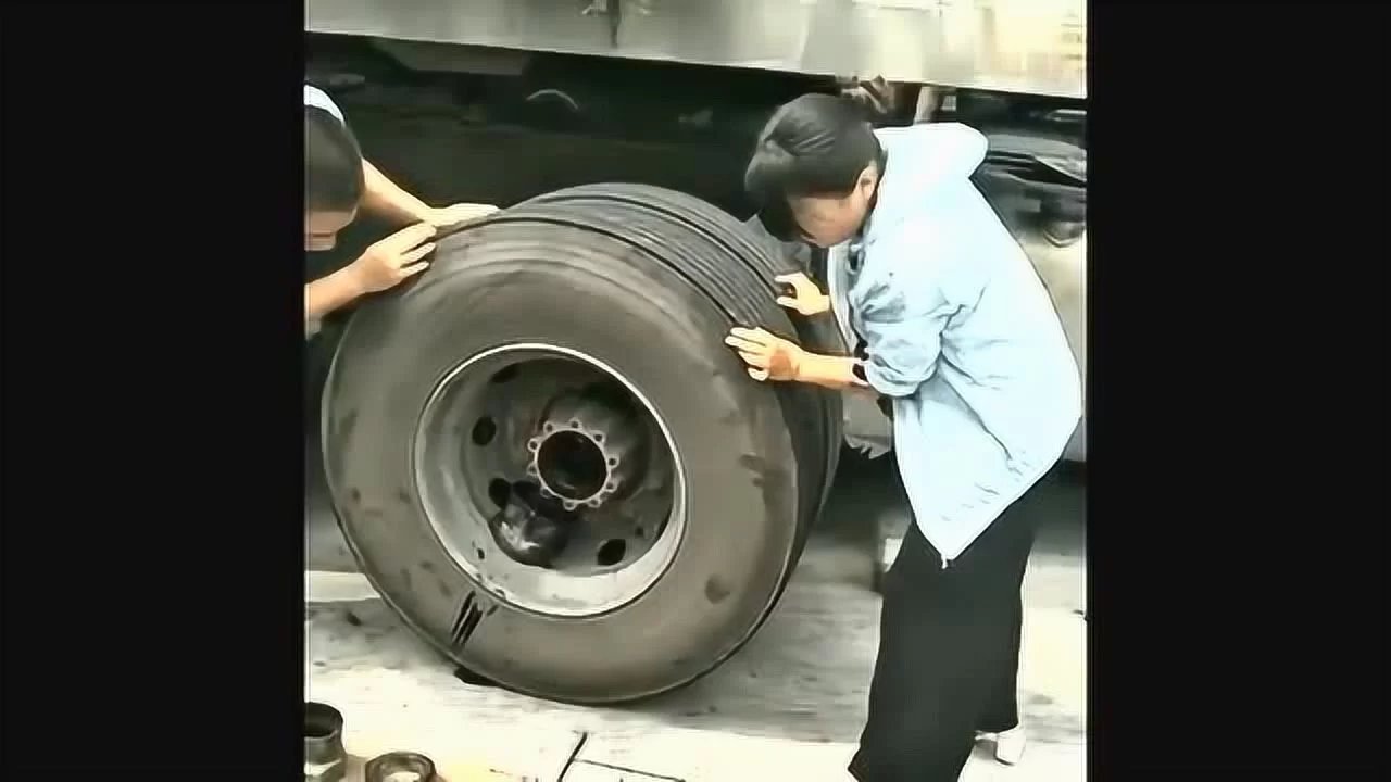 修半挂车顺便搞副业,有哪些靠谱赚钱的路子?