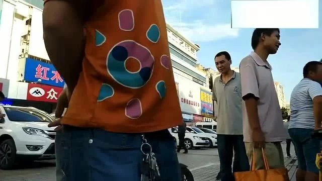 保安兼职一天150,包吃住一个月工资多少?