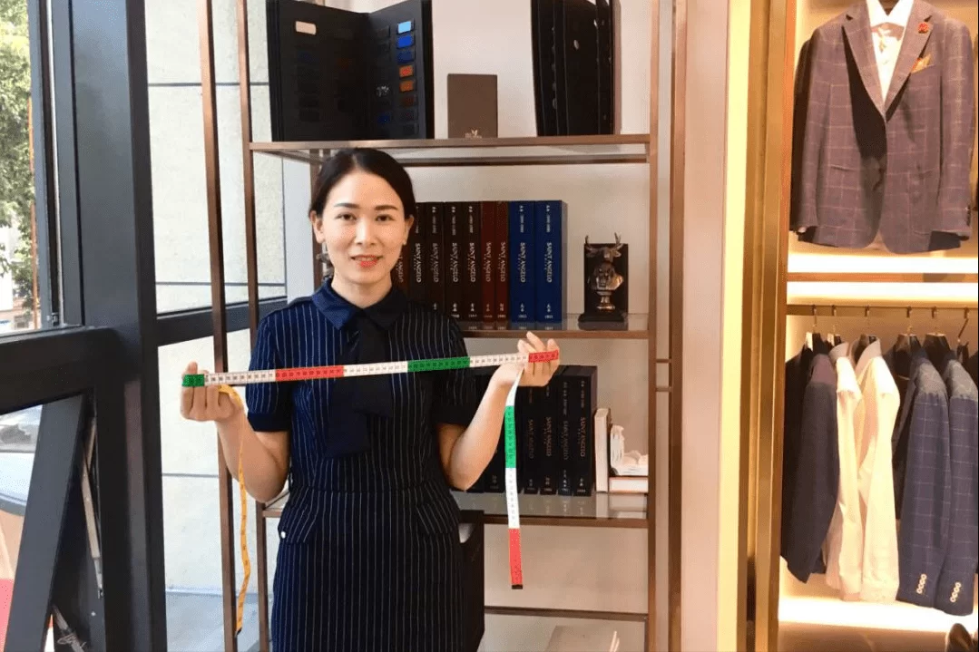 低学历女孩做副业赚钱,真的能赚大钱吗?