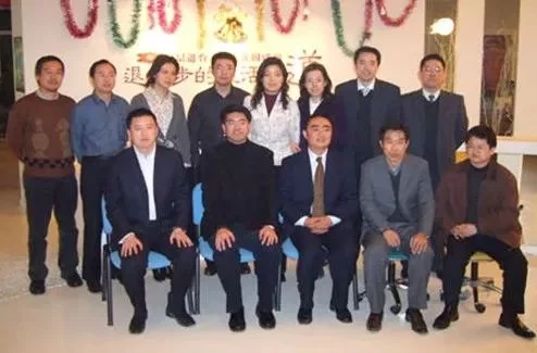 以交易为生做副业,全职的话去哪学?怎么开始?