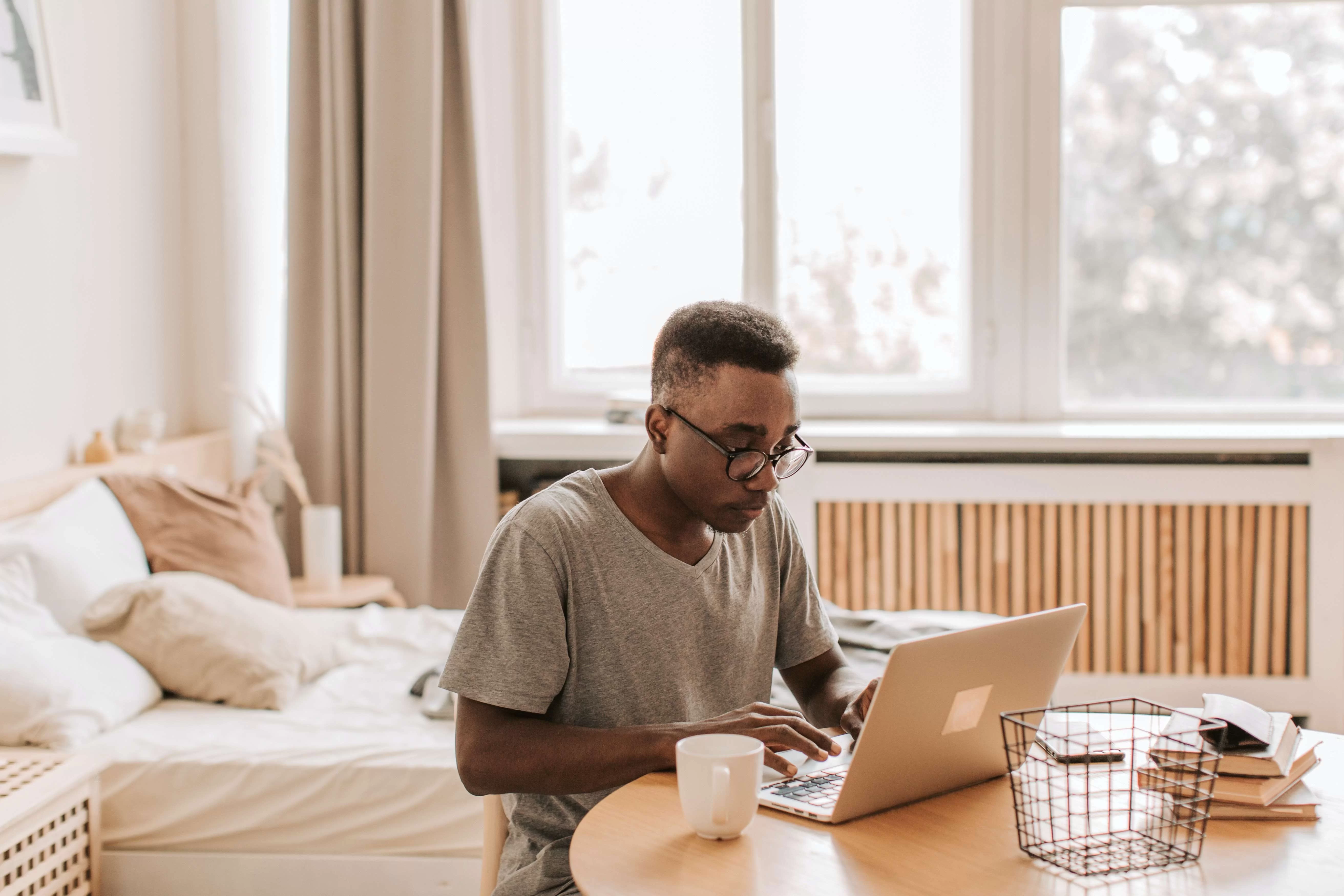 什么副业适合上班族，兼顾带娃和上班赚钱时间？