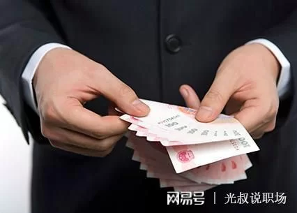 什么副业能稳定月赚5000，上班族在家做靠谱吗？