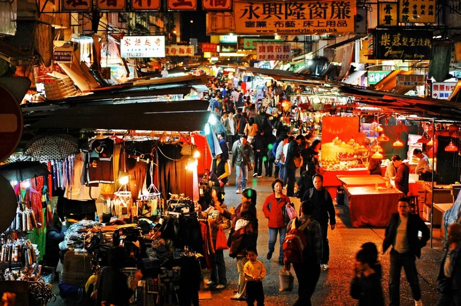 仙湖夜市兼职靠谱吗,晚上摆摊卖啥最赚钱?