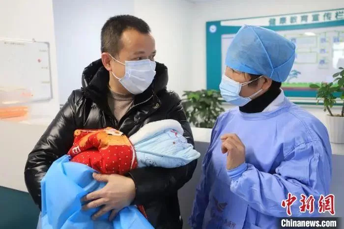 产科副业,副主任医师做什么副业靠谱又赚钱?