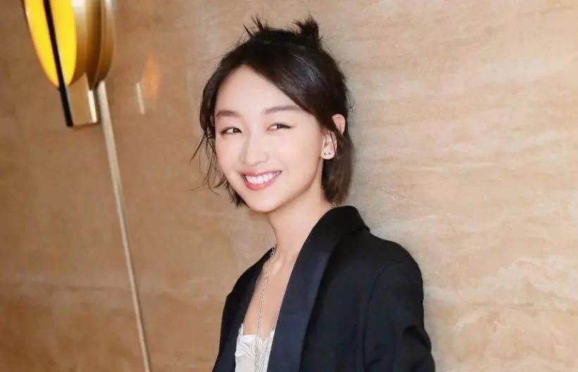 井迪儿副业是真的吗?她和井胧的关系是啥?