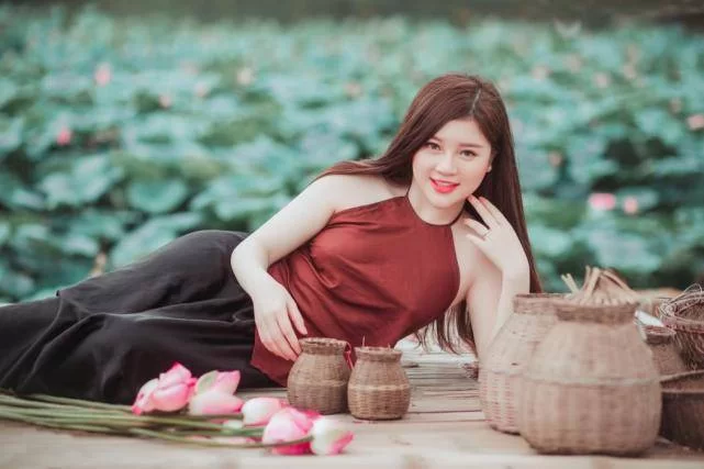 五十岁上班族女性适合自己干哪些轻松副业呢?