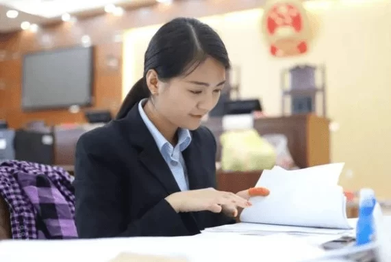事业编人员可以合法搞哪些游戏陪玩副业服务?