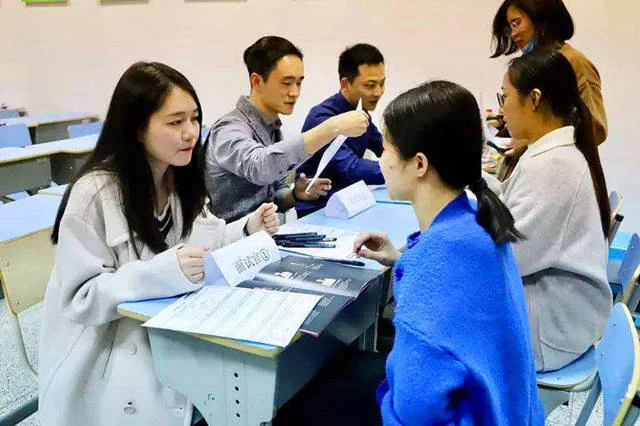 中山大学生兼职选什么？海底捞4小时兼职靠谱吗？