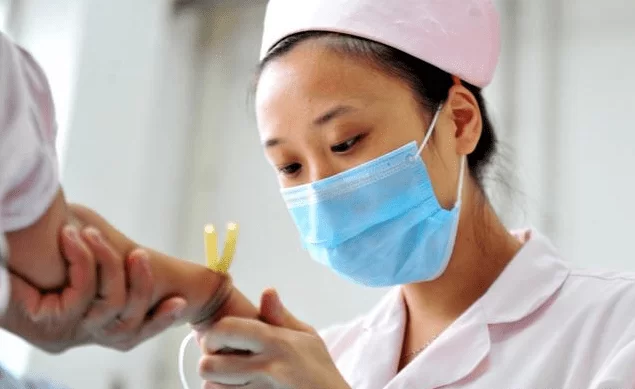 中专女孩适合什么副业，学什么专业前景好？