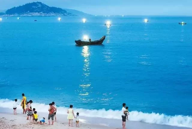 东山岛晚上7点到10点兼职三小时，哪里有招人的？