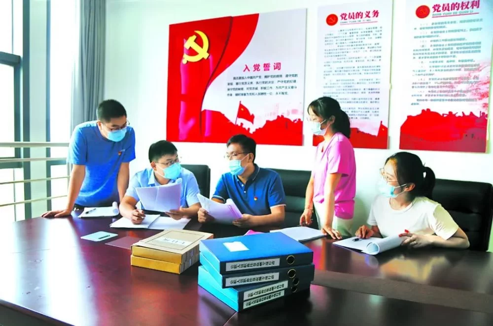 专业技术人员能兼职吗?兼职取酬有啥规定?