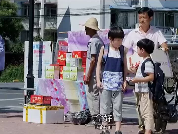 下班后副业摆摊卖烧烤,女生轻松赚钱靠谱吗?