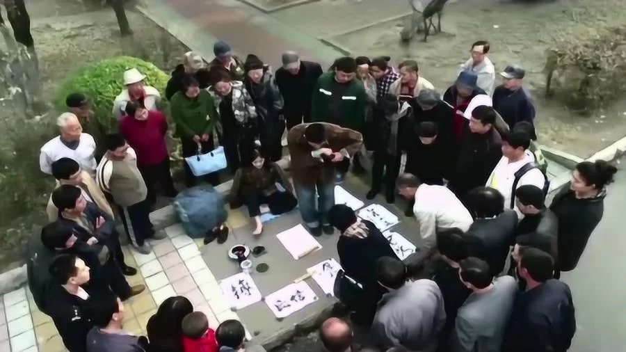 下班副业适合女性摆摊,晚上一个人做什么好?
