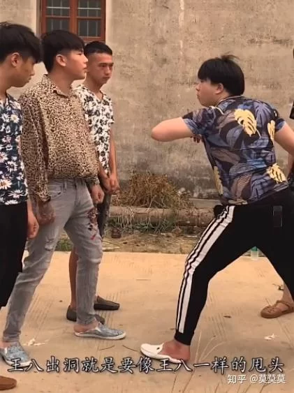 上班是副业搞笑,搞啥副业能边摸鱼边赚零花钱?