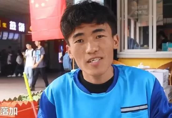 下班兼职西安送外卖、跑滴滴，一天能赚多少钱？