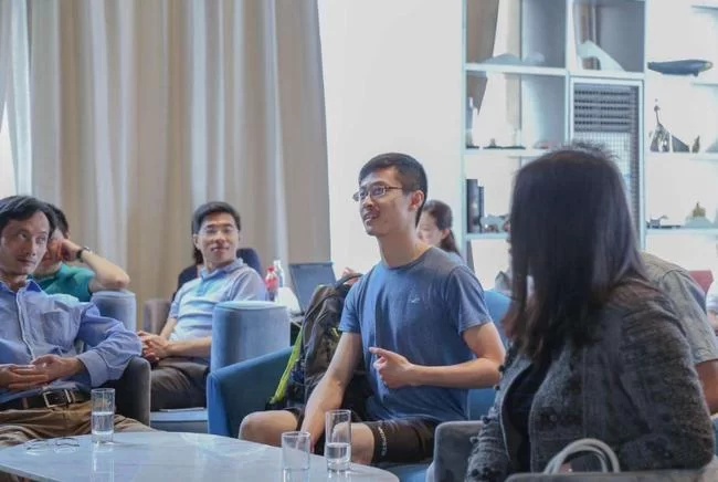 上班族做什么副业怎么做才能赚钱还不影响工作?
