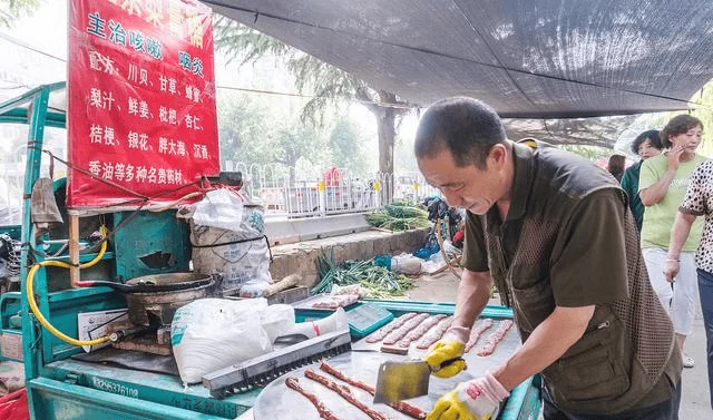 上班族下班摆摊适合啥副业,卖啥最受欢迎?