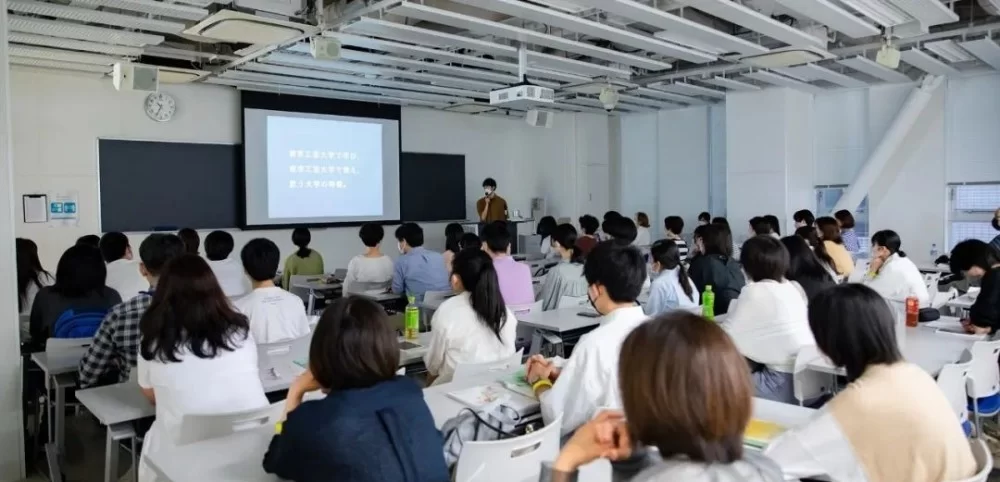 东京工艺大学老师副业靠谱吗?相当于国内什么大学水平?