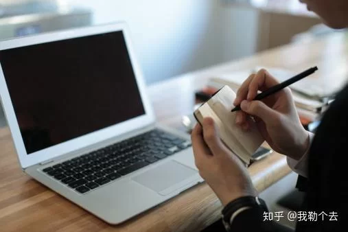 业务副业文案怎么写?朋友圈短句这样发,轻松吸引创业副业朋友?