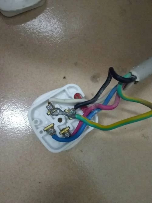 锚鱼摄像头怎么接手机，四根线怎么接？