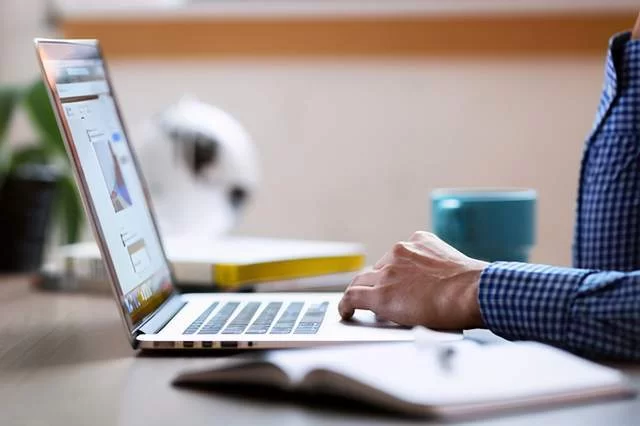 专业培训班能不能兼职？真实情况到底是咋回事？靠谱不？