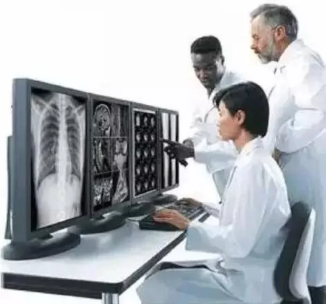 专业兼职严重吗，影像医生网络兼职和公职人员业余兼职可行吗？