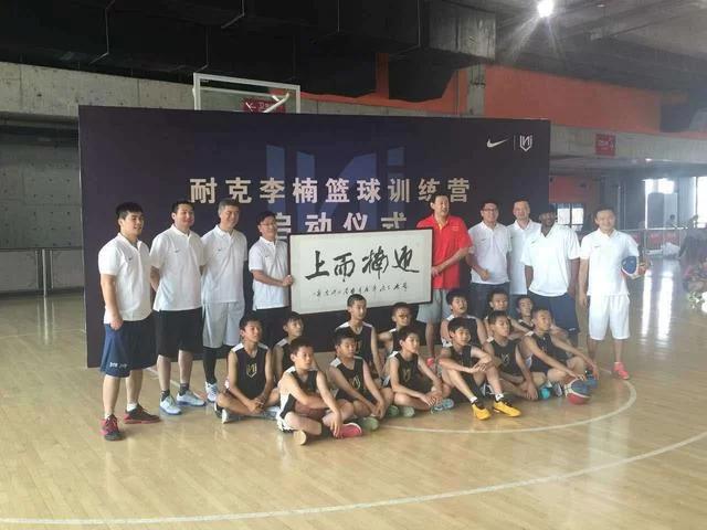 为啥现在很多人主业跳广场舞副业打篮球,都能兼顾得好?