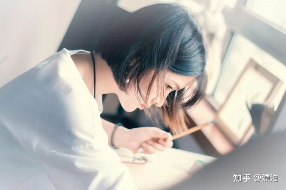 为什么上班族搞副业总不想干?什么副业能下班赚钱还靠谱?