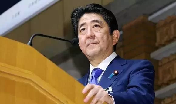 不丹首相兼职是真的吗?各国首相现状速览,日本首相如何?