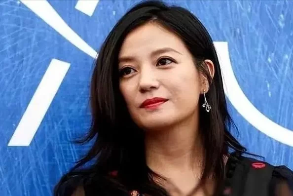 赵薇声音怎么变了,辨识度还那么高吗?