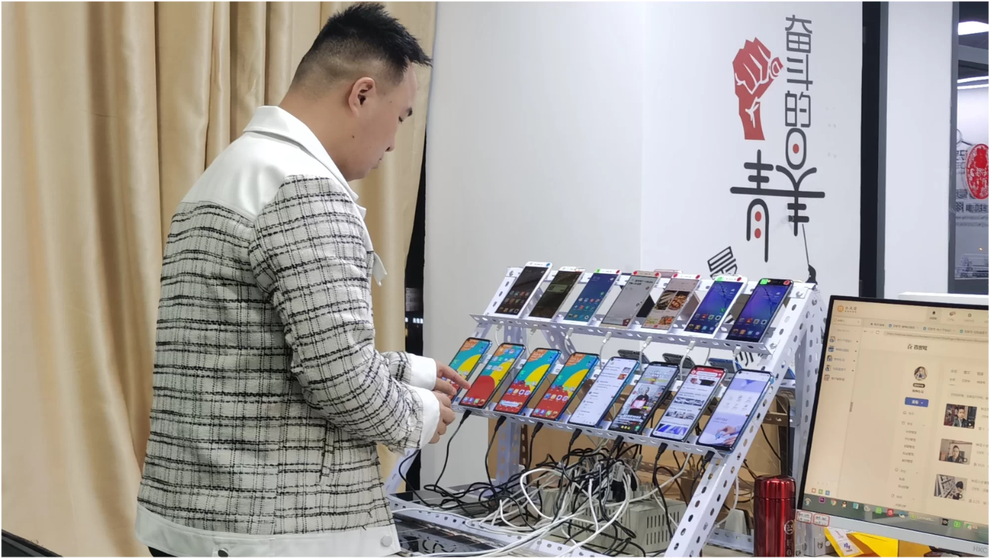 下班时间充足,手机副业做啥靠谱又能赚点外快?
