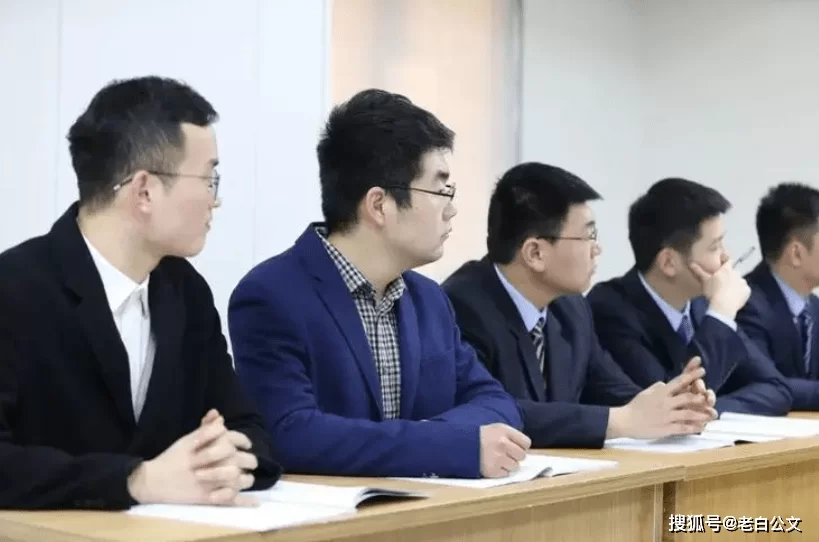 临安区副业有哪些适合退休、女性上班族和闷声赚钱的靠谱方式？