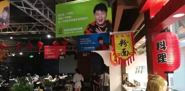 中餐馆兼职服务员好做吗？我有点想试试，不知道容易不，求建议？