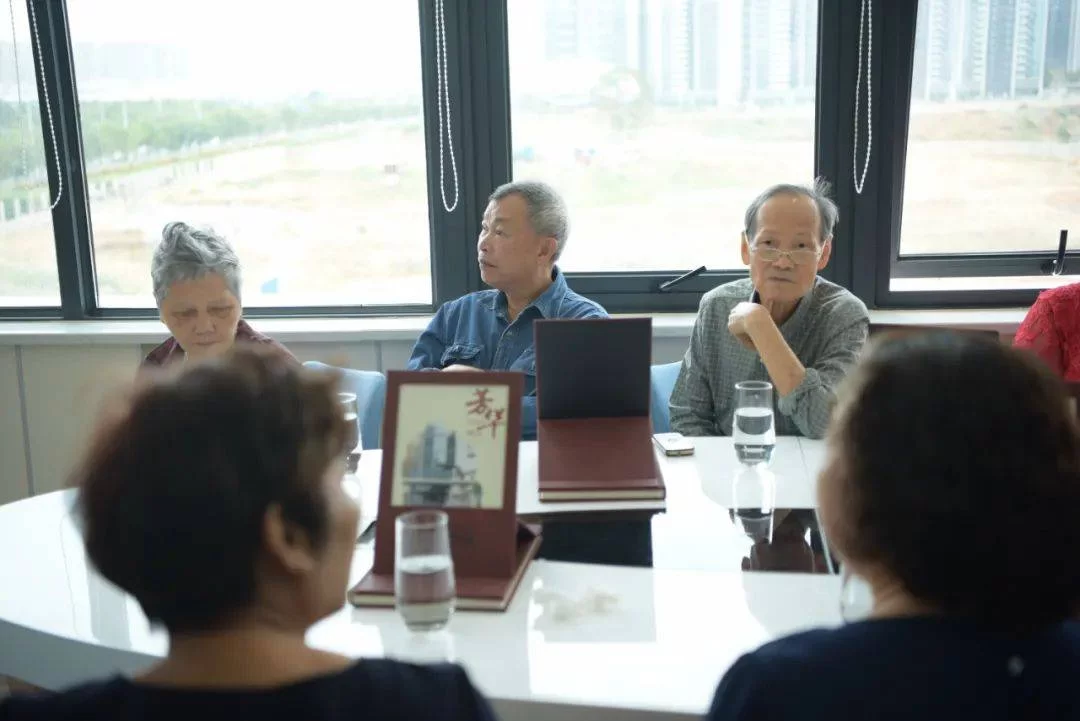 中老年做什么副业靠谱又赚钱？适合退休的创业项目怎么选？