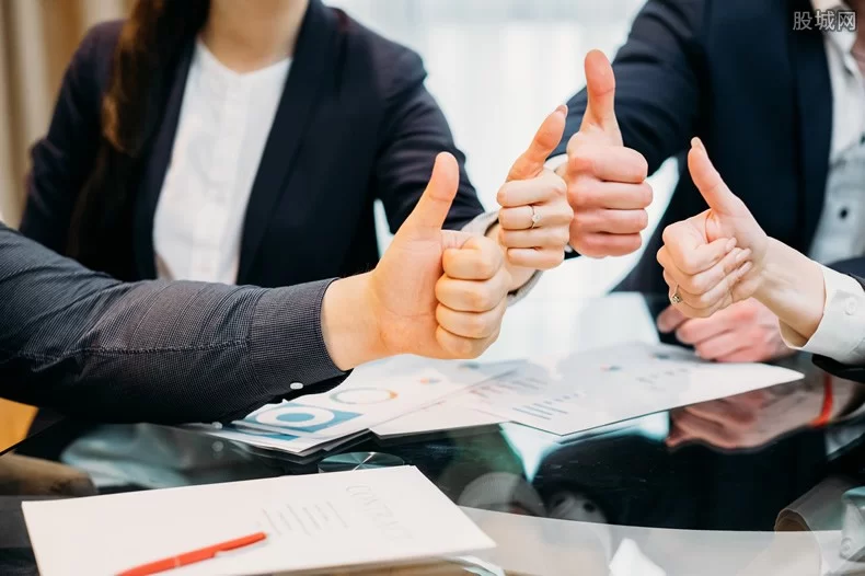 上班族适合什么副业不影响工作又赚钱的适合女性在家做比较靠谱？