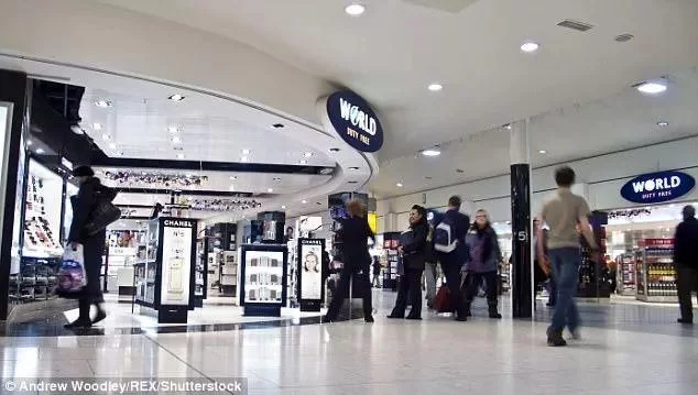 中服免税兼职靠谱吗，三亚免税店服务员招聘最新消息靠谱不？