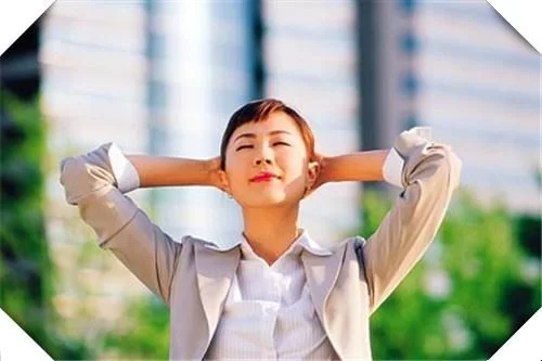中年女性做啥副业靠谱又快乐,闷声赚钱好选择适合退休?