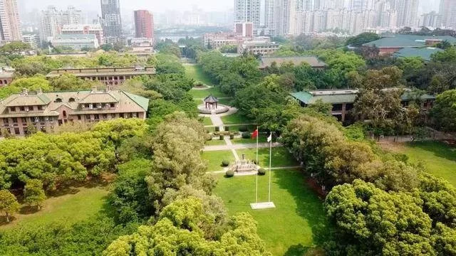 中山大学南校区兼职咋样,校区差异和附近景点宿舍酒店咋样?