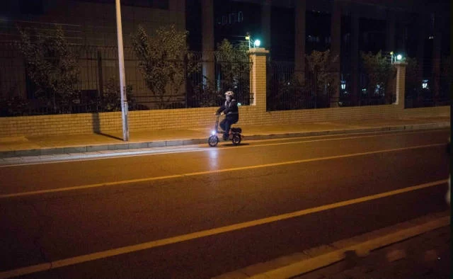 中山兼职代驾晚上做三小时,一个月能赚多少钱,能赚钱吗?